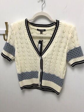 Steve Madden Cream and blue Short Sleeve V-Neck Knit Cardigan with Black Trim
